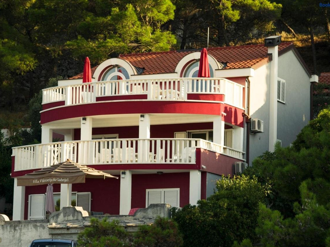 Apartments Villa Viktorija & Gabrijel