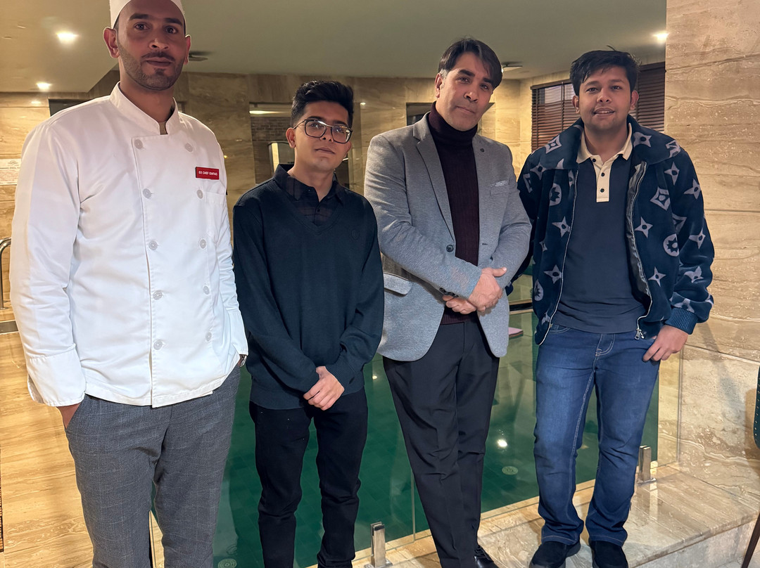 Hotel Snow Land Srinagar主图