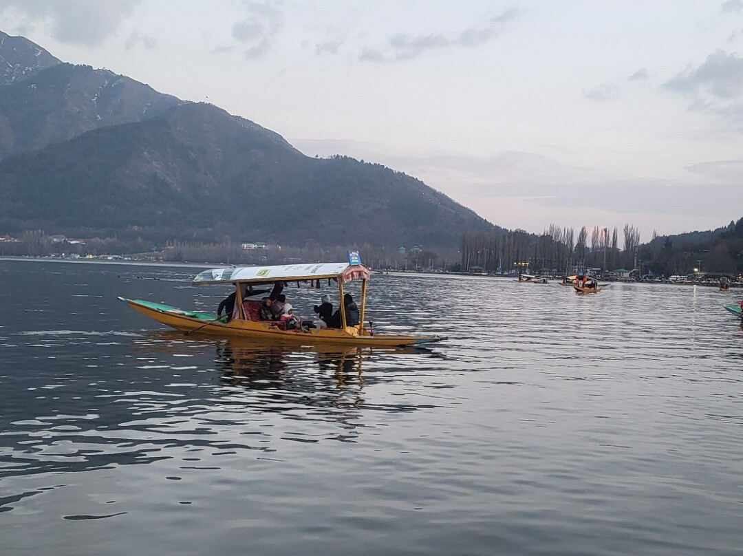 Kashfly - Kashmir Tour and Travel-斯利那加必去景点