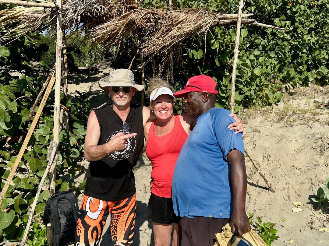 Captain Joseph Treasure Beach Adventures-瑰宝滩必去景点