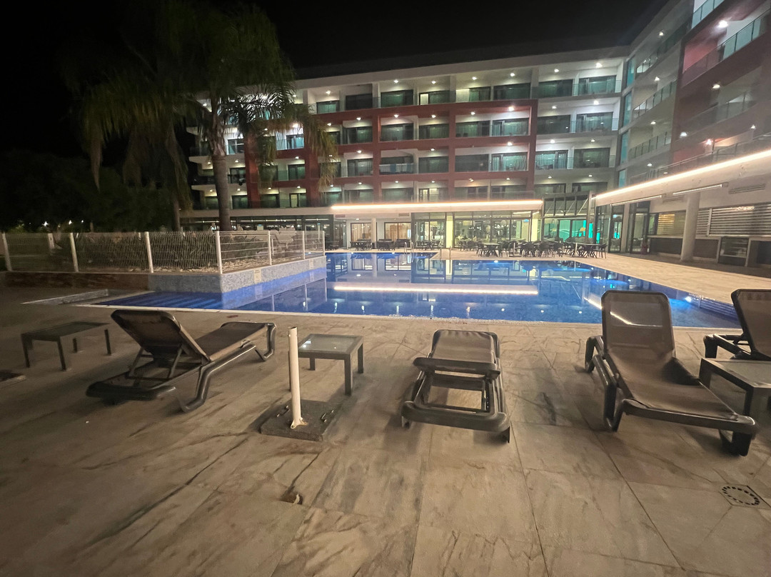 水上表演公园酒店主图