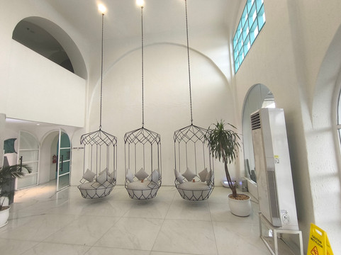 当地精选酒店主图