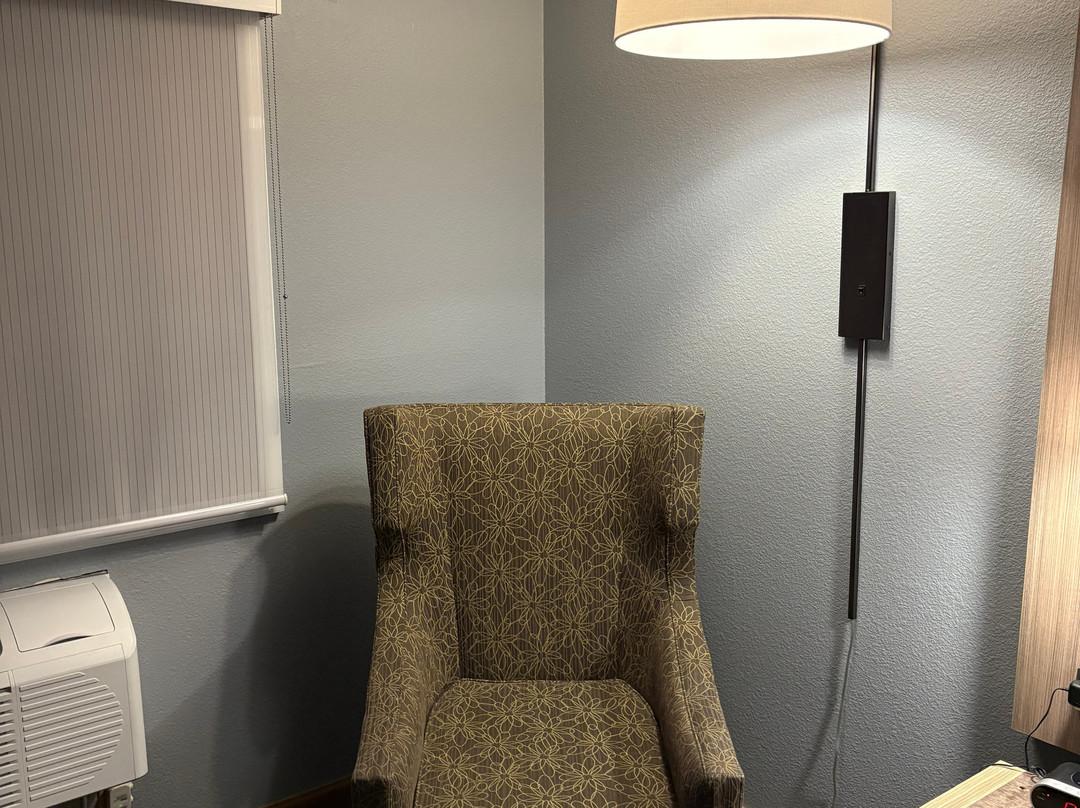 AmericInn by Wyndham Eau Claire主图