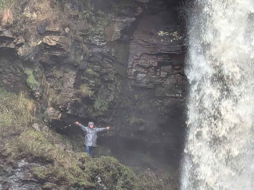 Henrhyd Falls-Coelbren必去景点