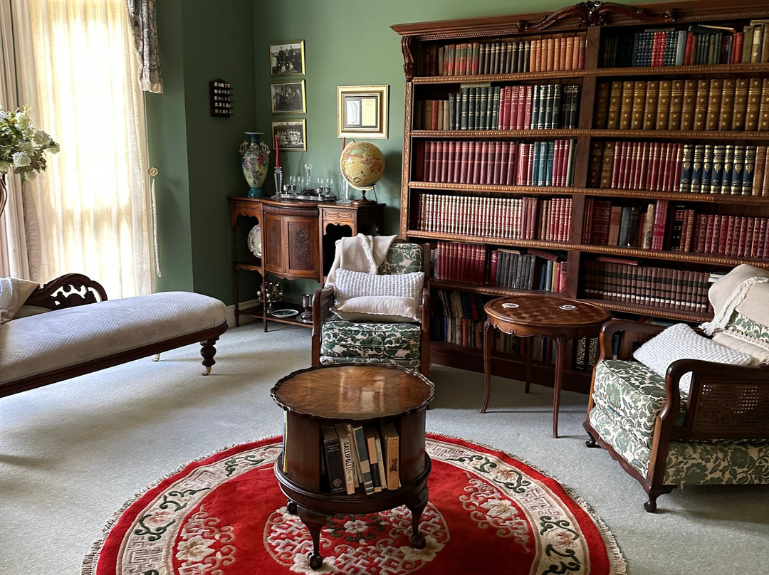 Montfort Manor主图