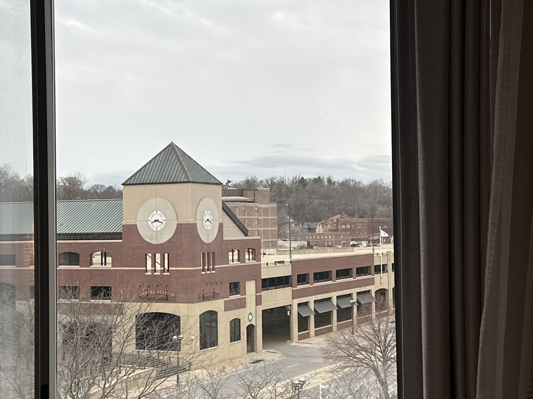 Wyndham Moline on John Deere Commons主图