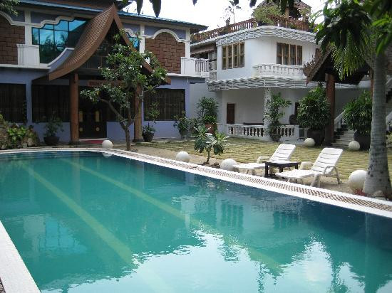 Emerald Land Hotel主图