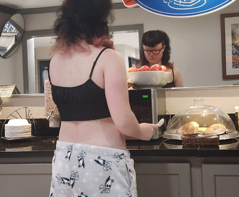 门罗贝蒙特旅馆套房酒店主图