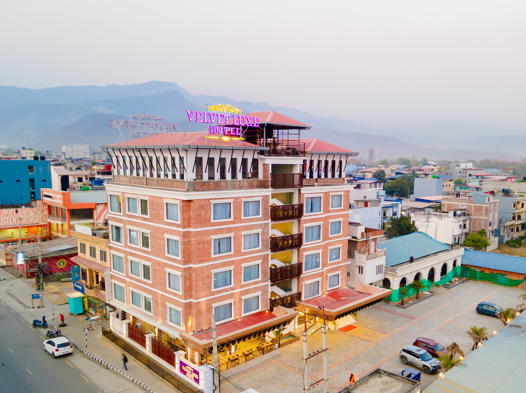Velvet Luxe Hotel