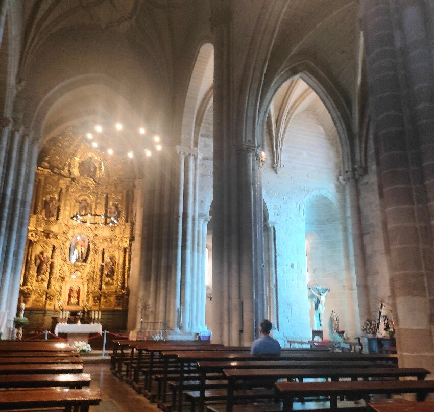 Iglesia San Miguel-Estella必去景点