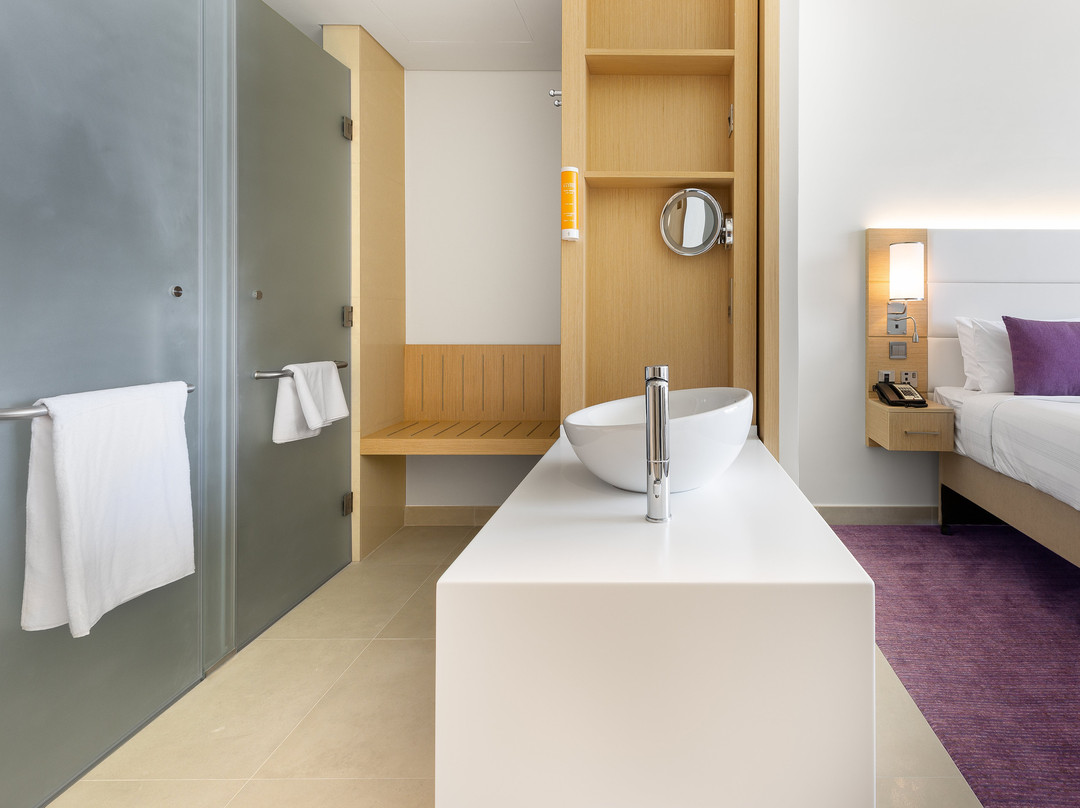 Premier Inn Dubai Ibn Battuta Mall主图