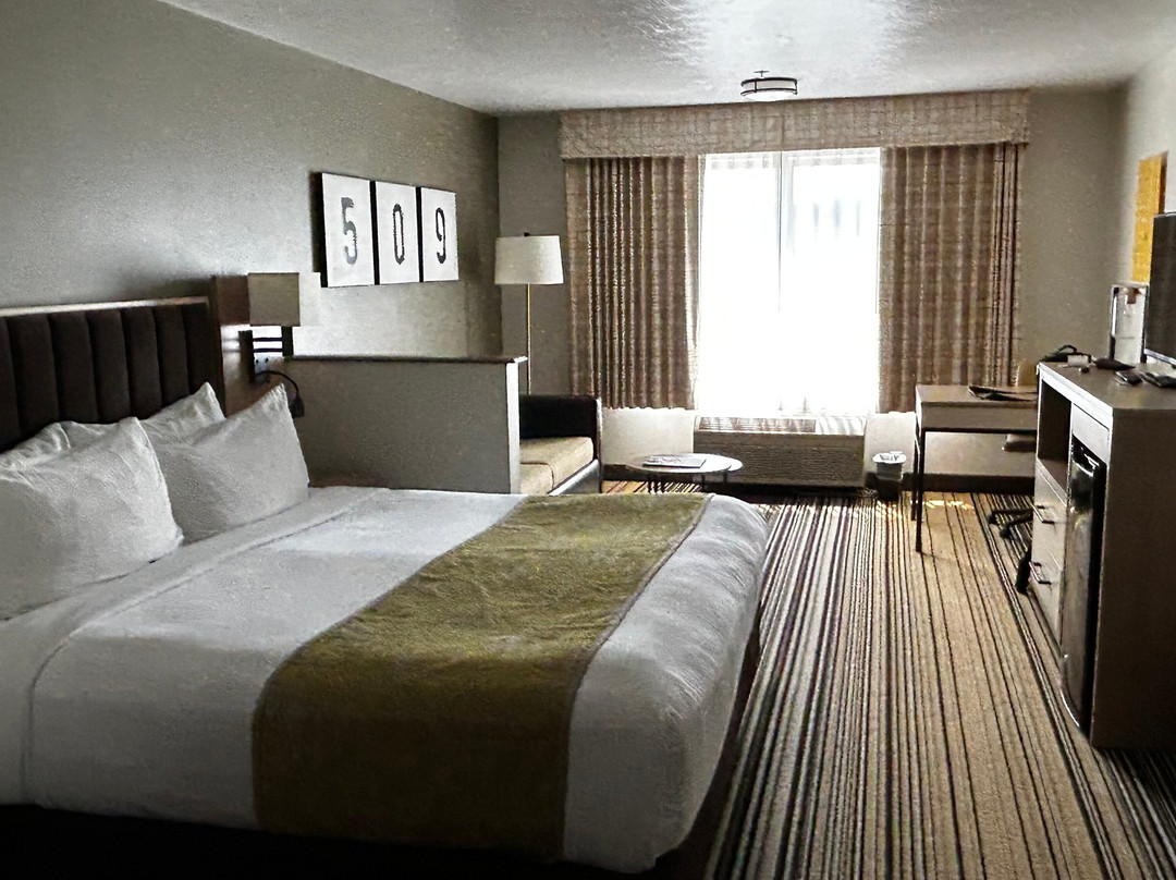 斯波坎谷牛津套房酒店主图