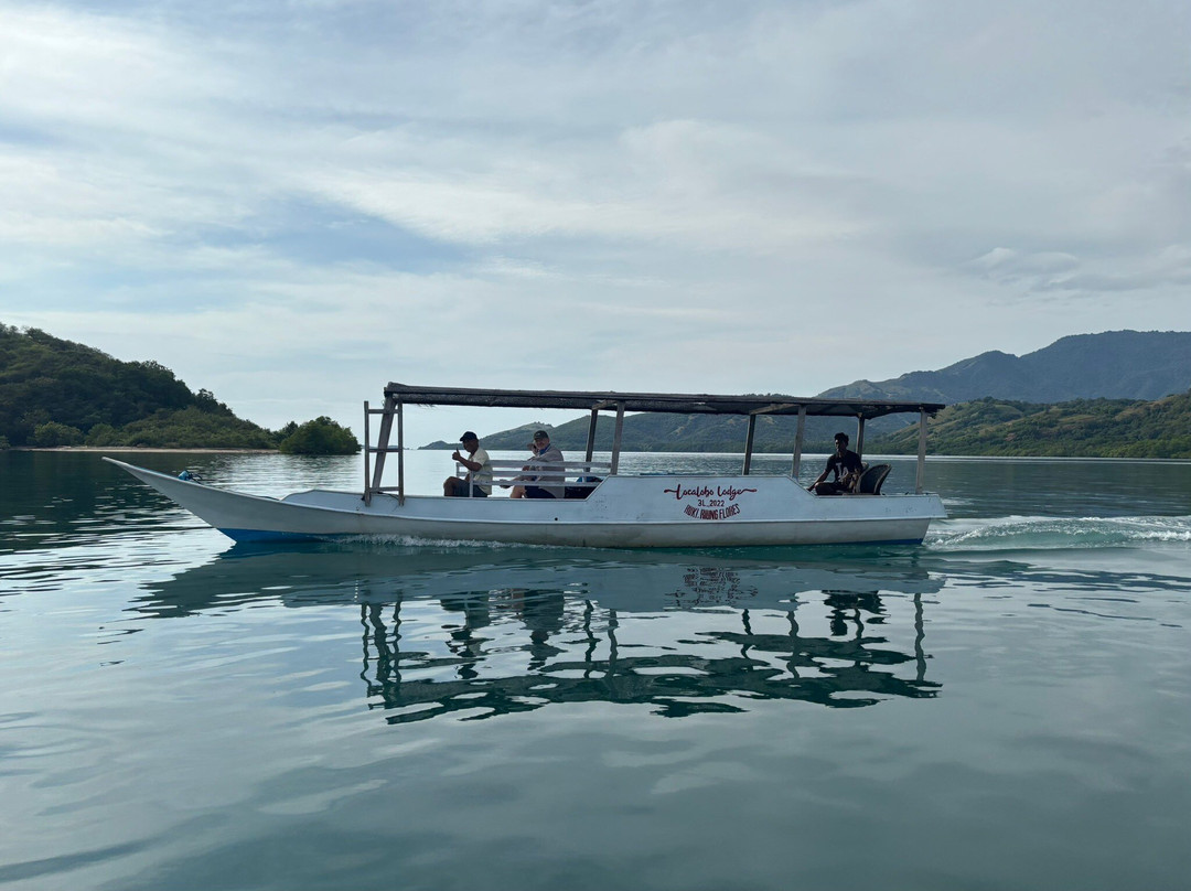 Riung boat trip organizer景点图片