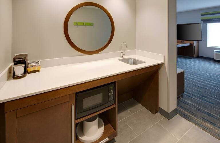 Hampton Inn & Suites Richmond Short Pump-浴室