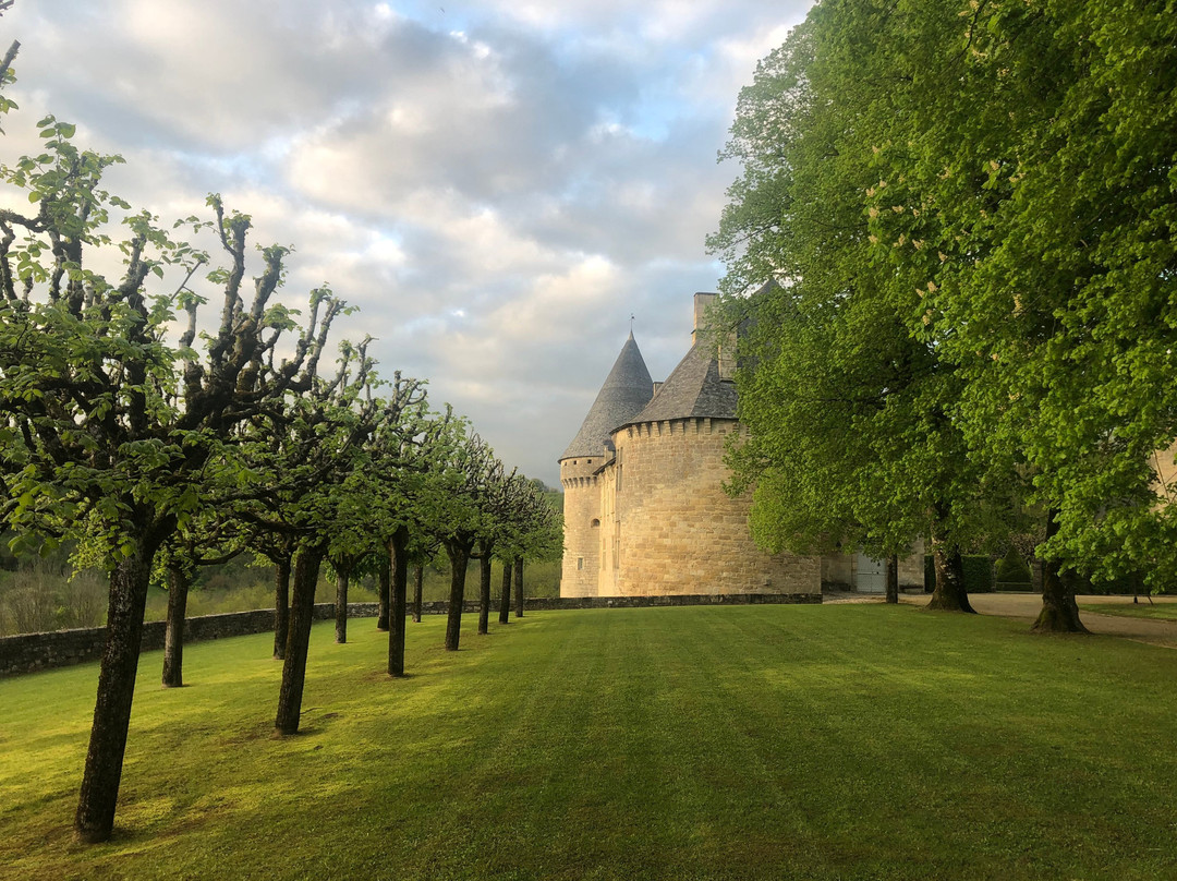 Château De Peyraux-Le Lardin-Saint-Lazare必去景点