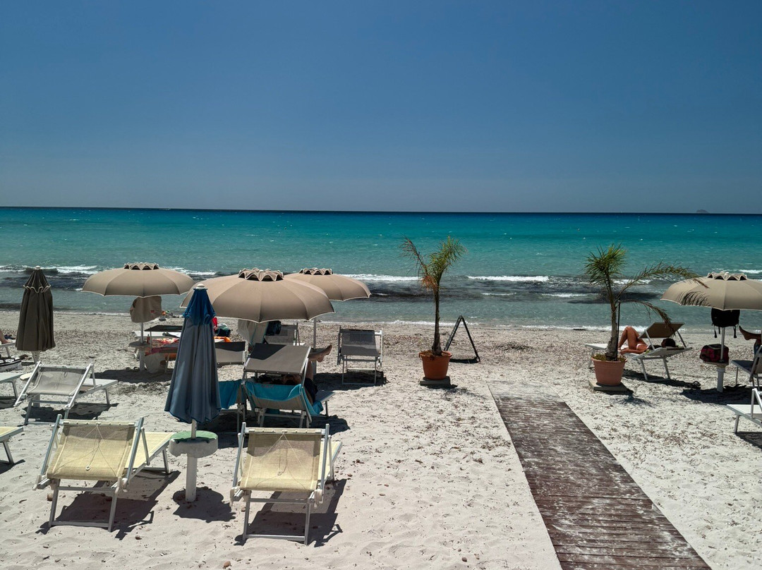 Butterfly Beach Club-Porto Pino必去景点