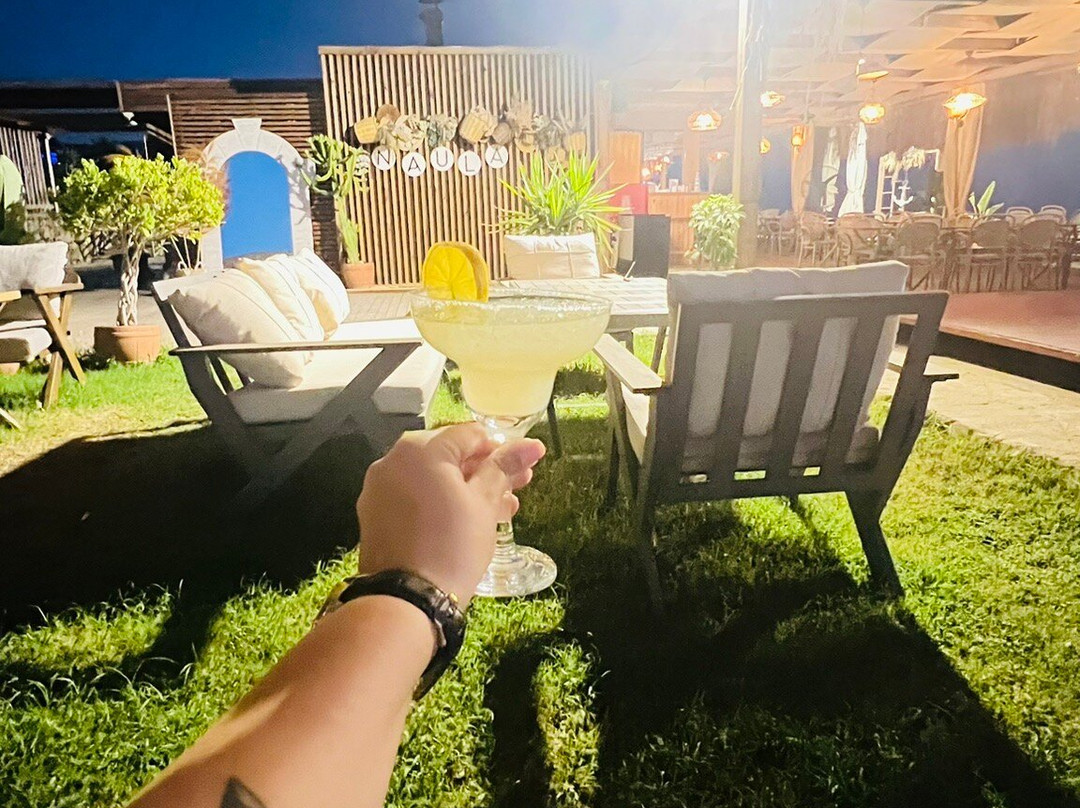 Naula Lounge & Beach