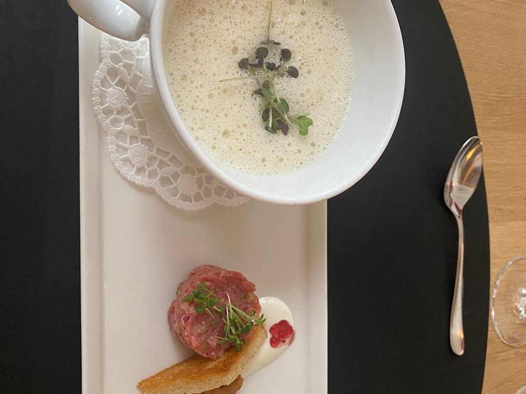 蒙特纳洛阿尔卑斯美食酒店主图