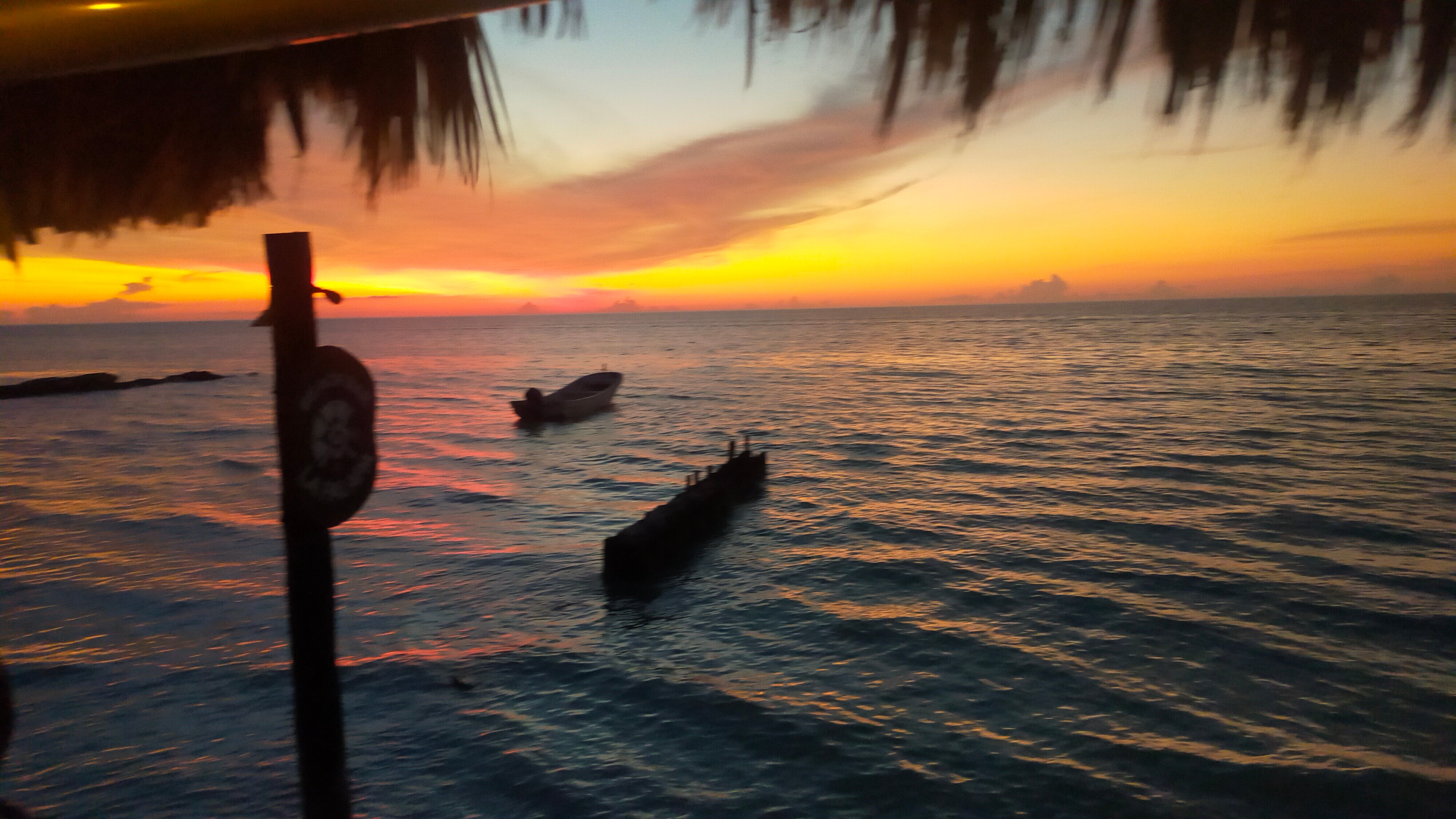 Beachfront Hotel La Palapa-官方