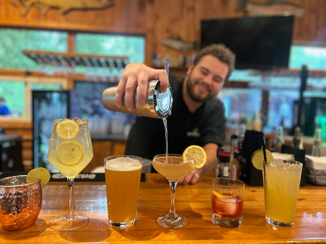 Smithers餐馆和美食-Smokey's