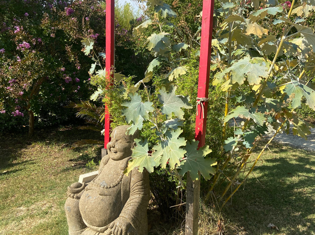 Bambous En Provence-Eyragues必去景点