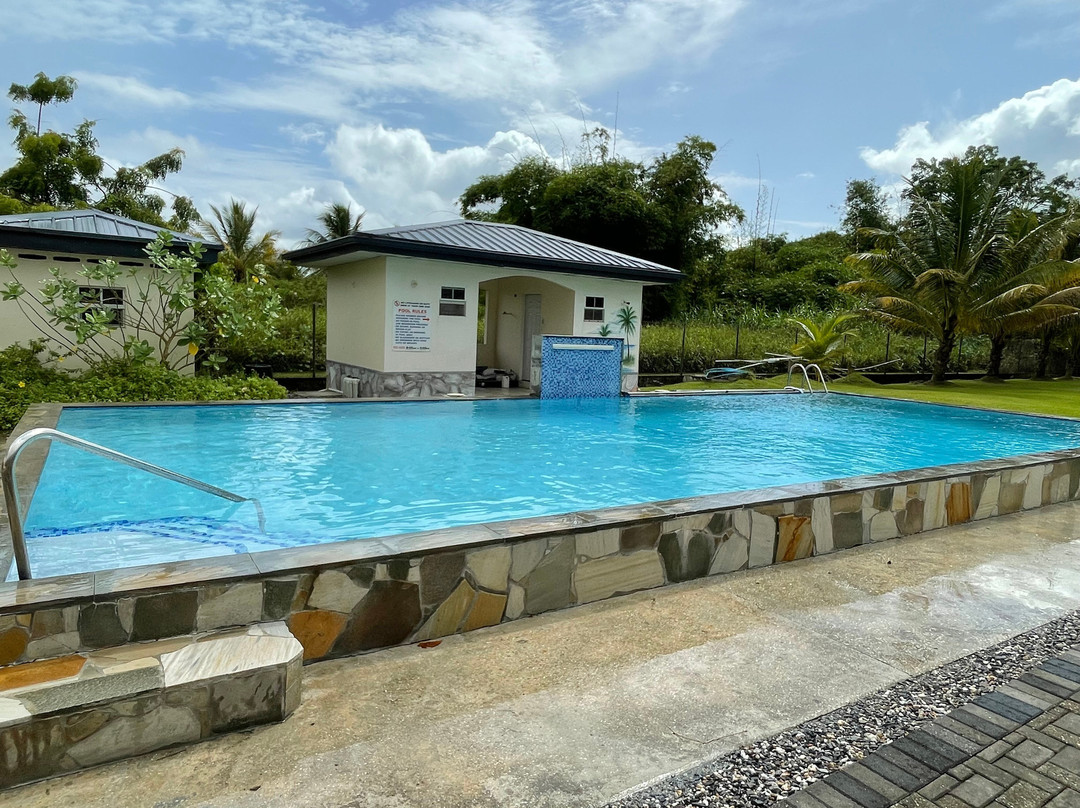 Piarco Village Suites主图