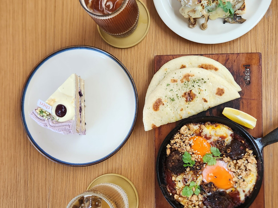 Cheri Patisserie & Brasserie