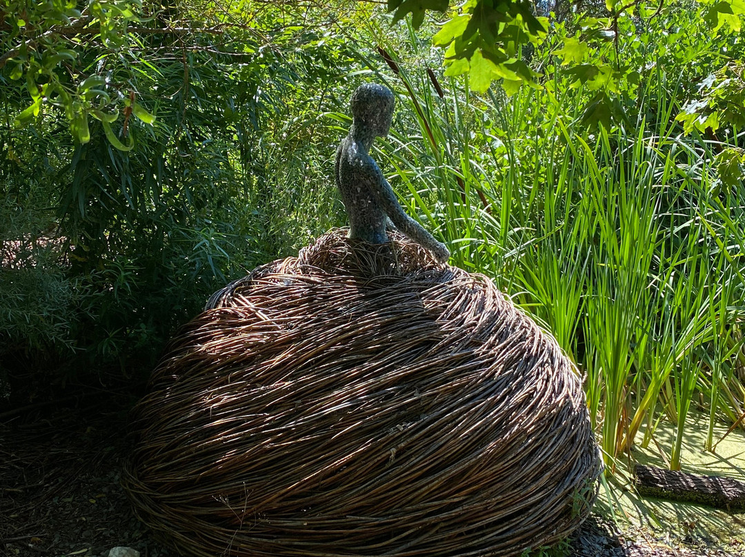 Esplanade du Mont-Blanc-纳沙泰尔必去景点