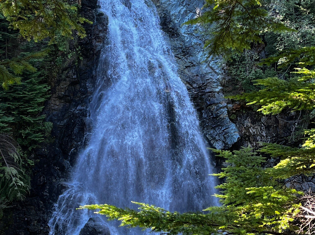 Moore Creek Falls-Kitimat必去景点