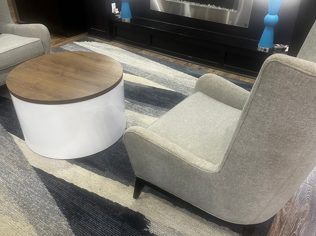 Comfort Inn & Suites主图