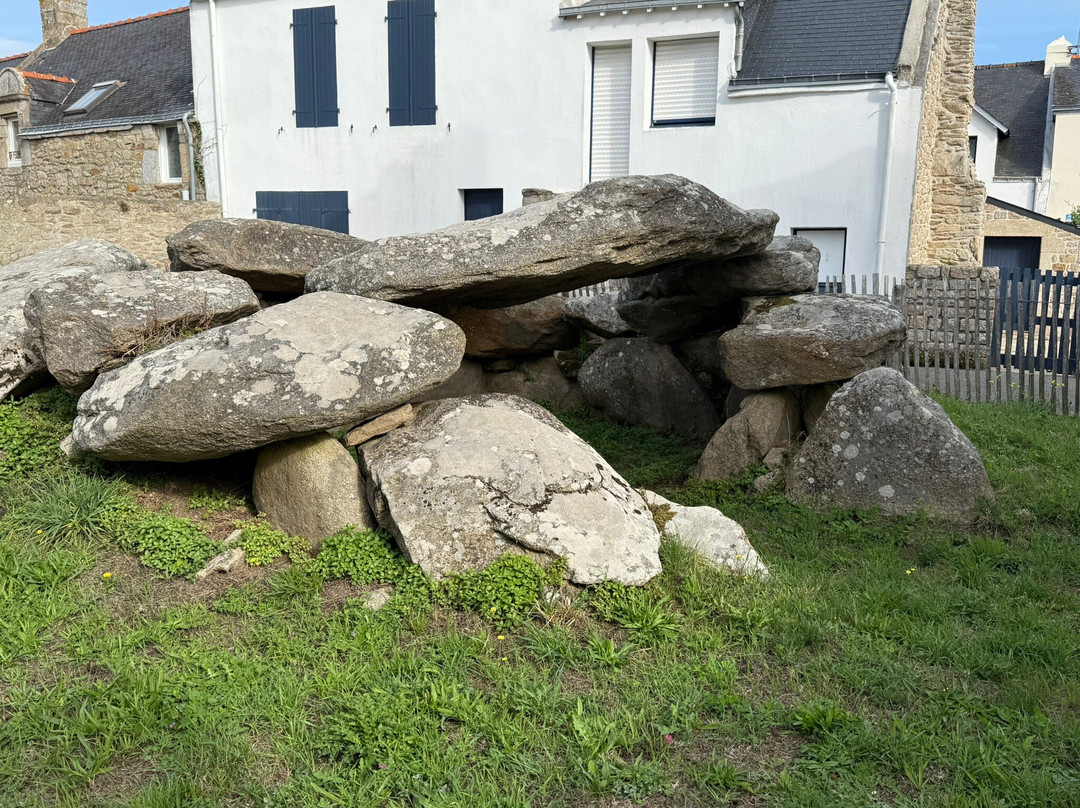 Dolmen du Roche en Aud-Saint-Pierre-Quiberon必去景点