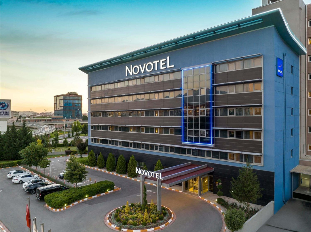 开塞利诺富特酒店