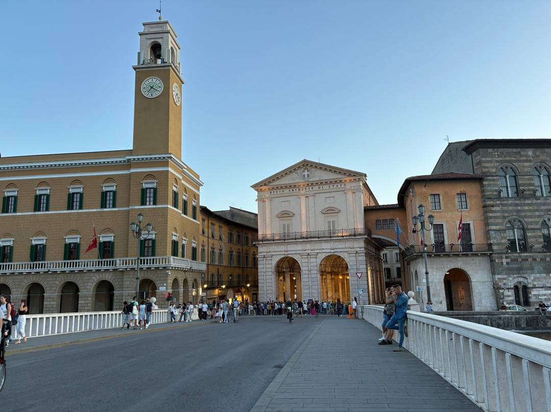 波罗格纳酒店主图