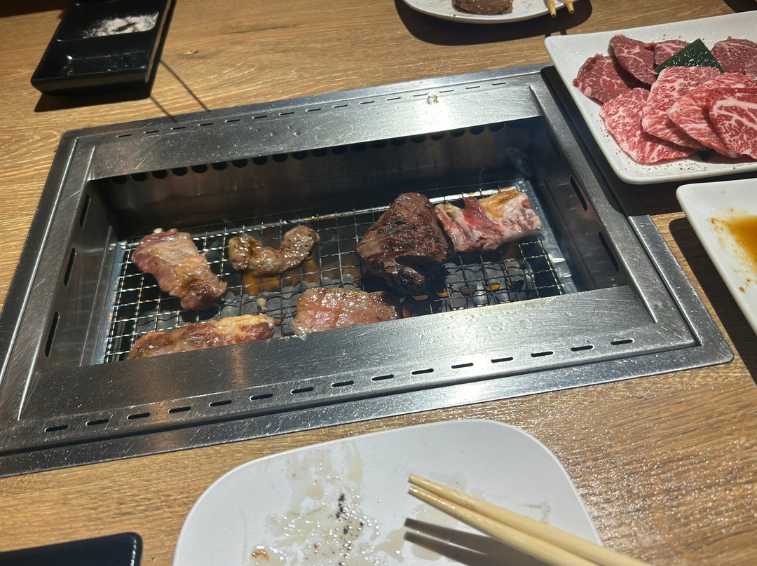 肉屋の台所 上野公園前店