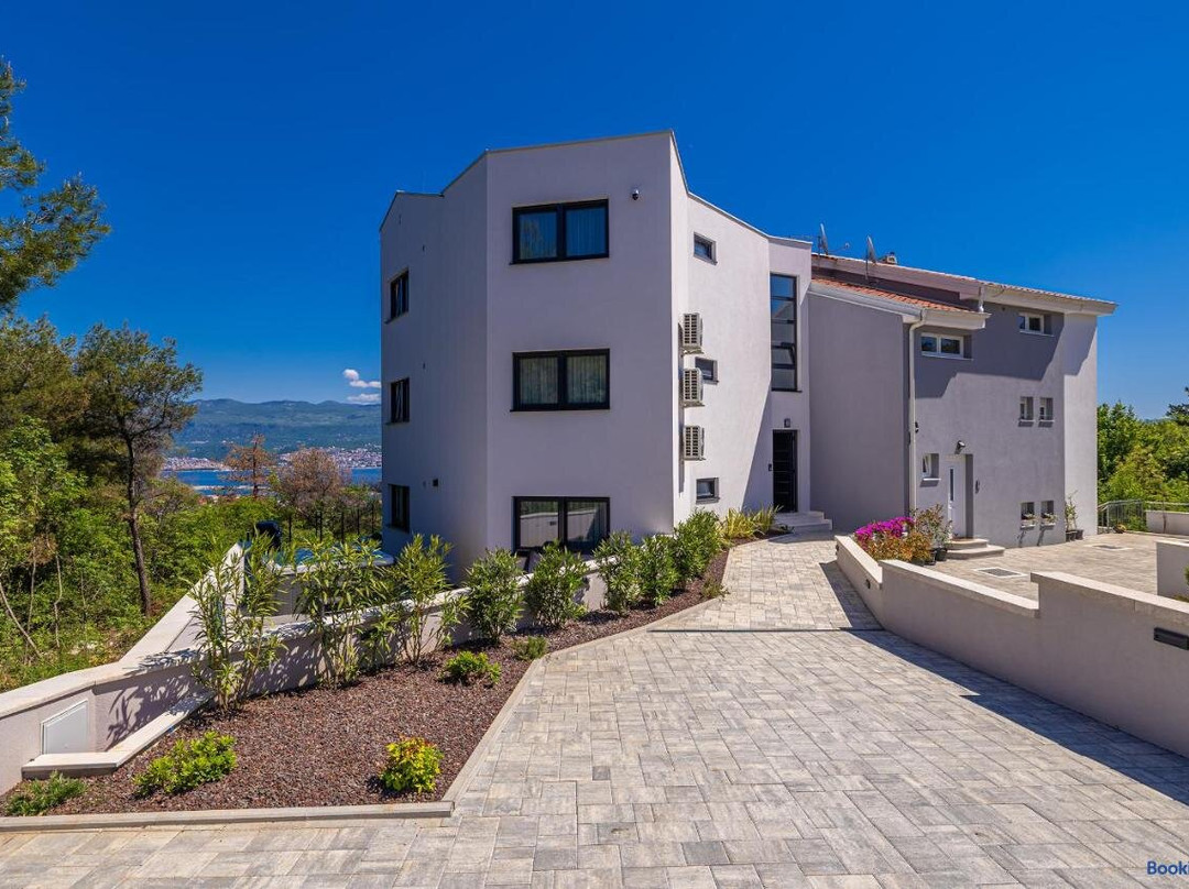 Apartments Seaside