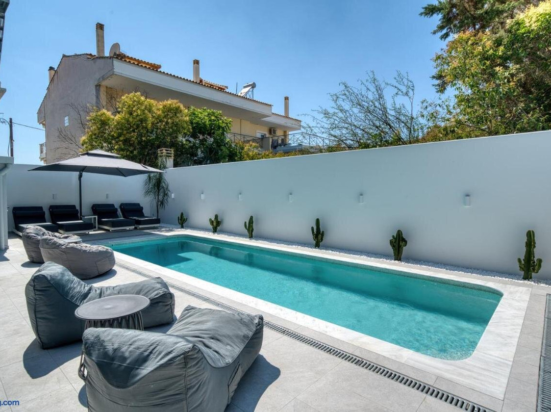 Atico, Luxury Pool Apartments