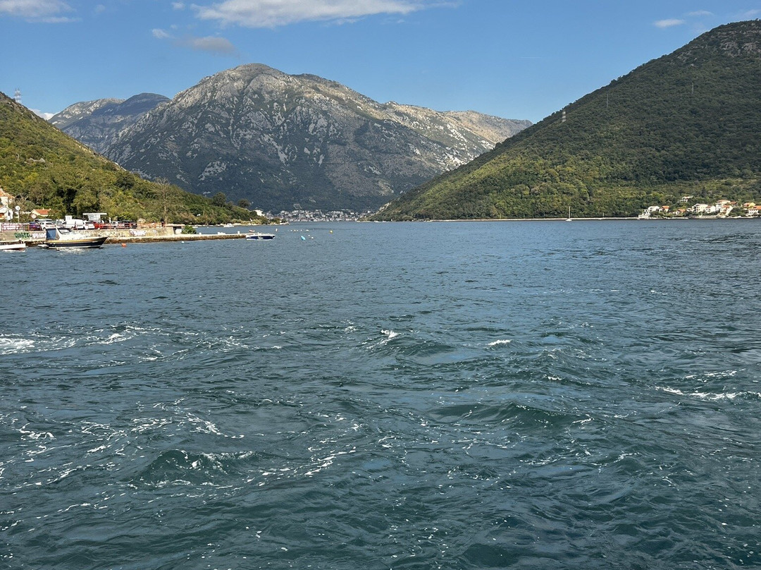 Ferry Kamenari-Lepetane-Kamenari必去景点