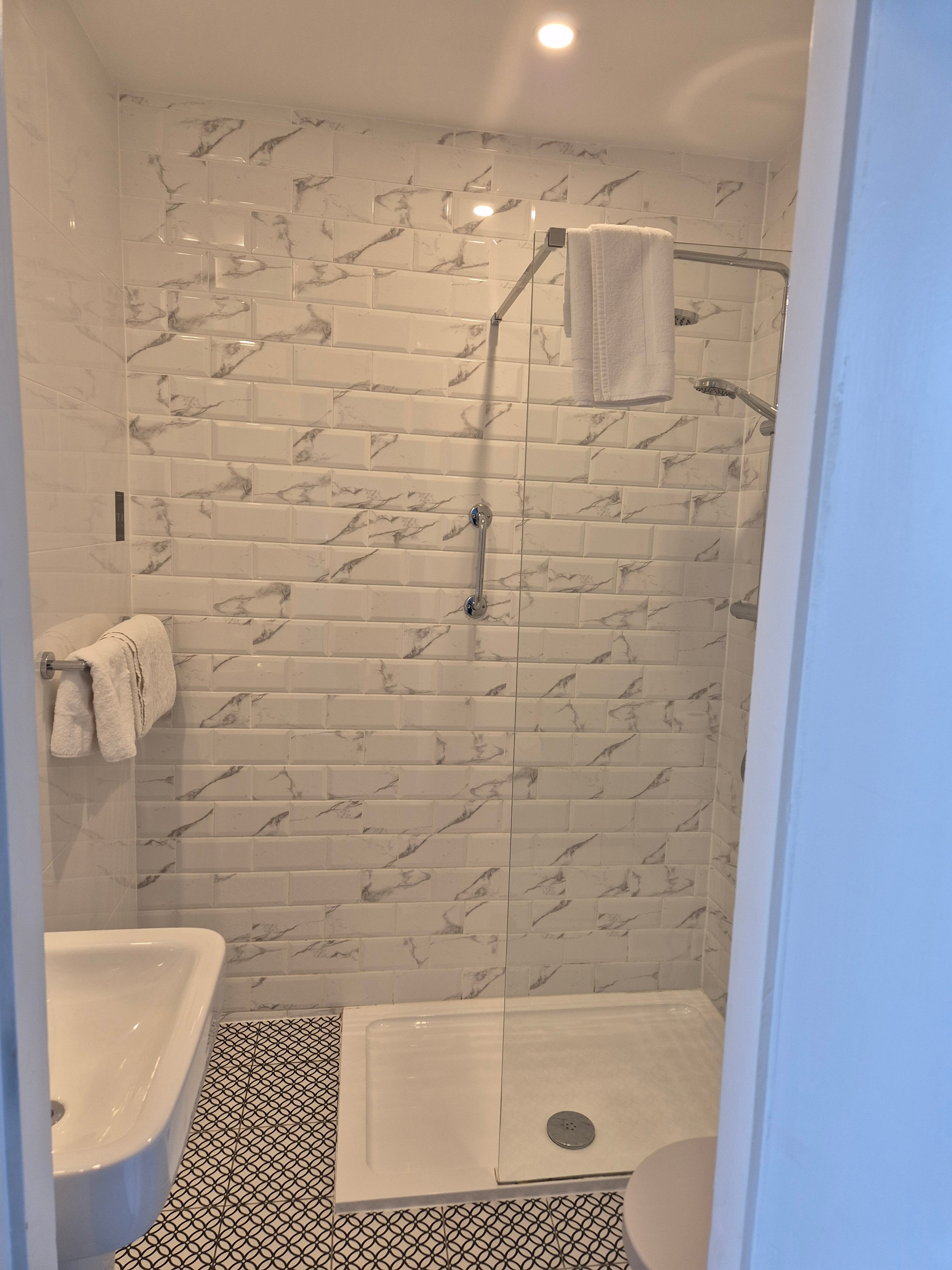 Eccles Hotel & Spa, Glengarriff-浴室