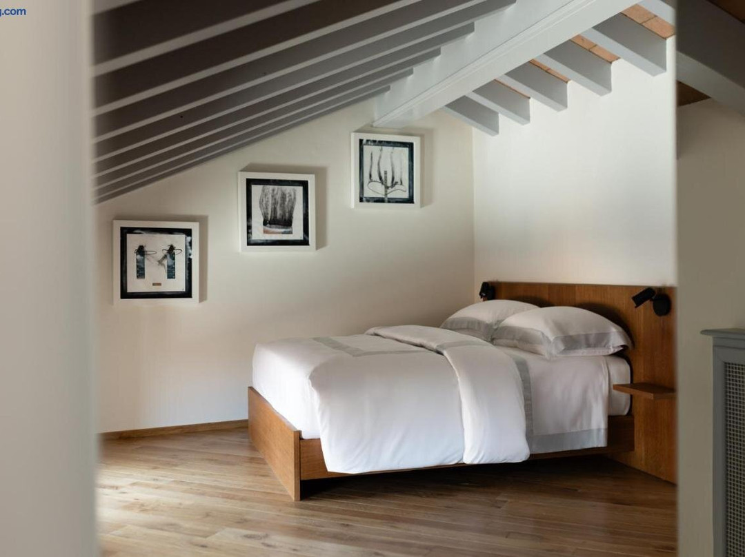 De Corner Rooms and Suites