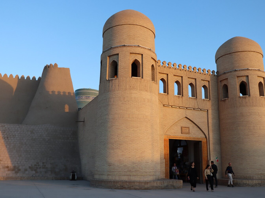 Ota Darvoza-希瓦必去景点