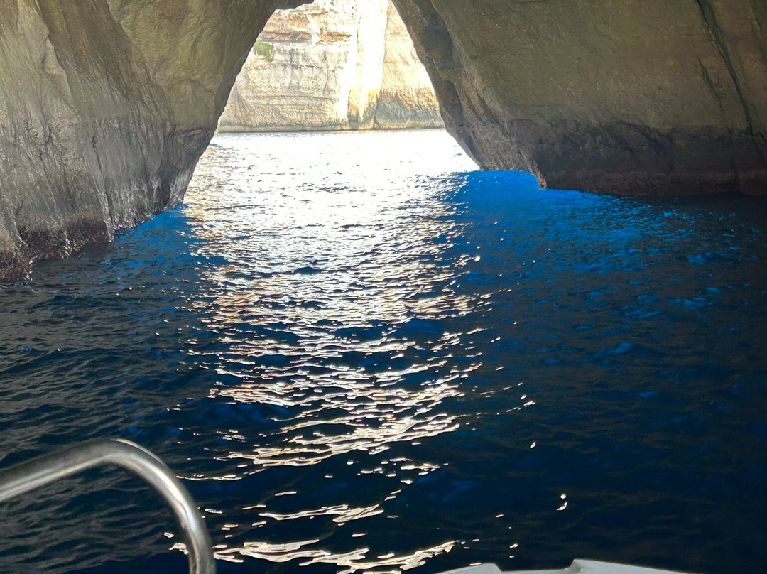 Xlendi Watersports-Xlendi必去景点