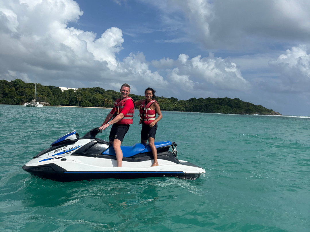 Atmosphère-Sainte-Anne必去景点