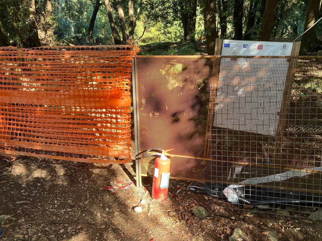 Crypt of the Abbey of Saint Salvatore-Roccastrada必去景点