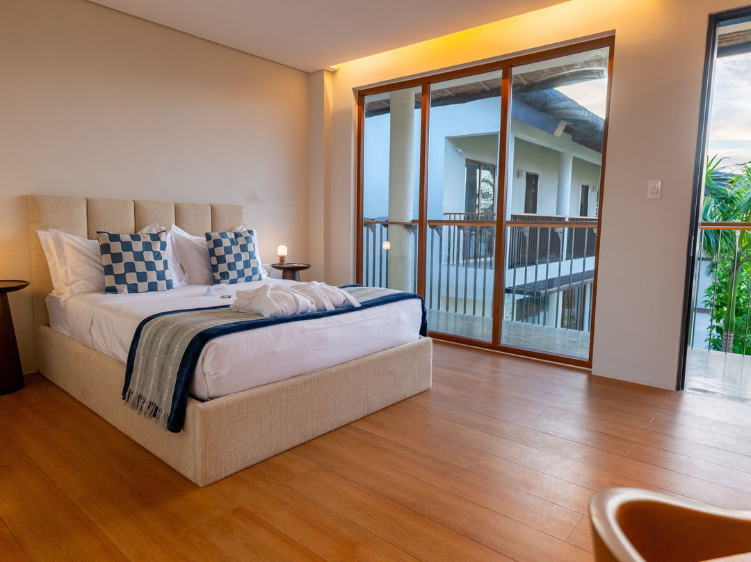 Club Nalu Managed by HII