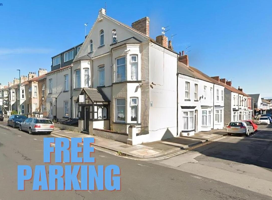 Tudor Lodge - Redcar Beach