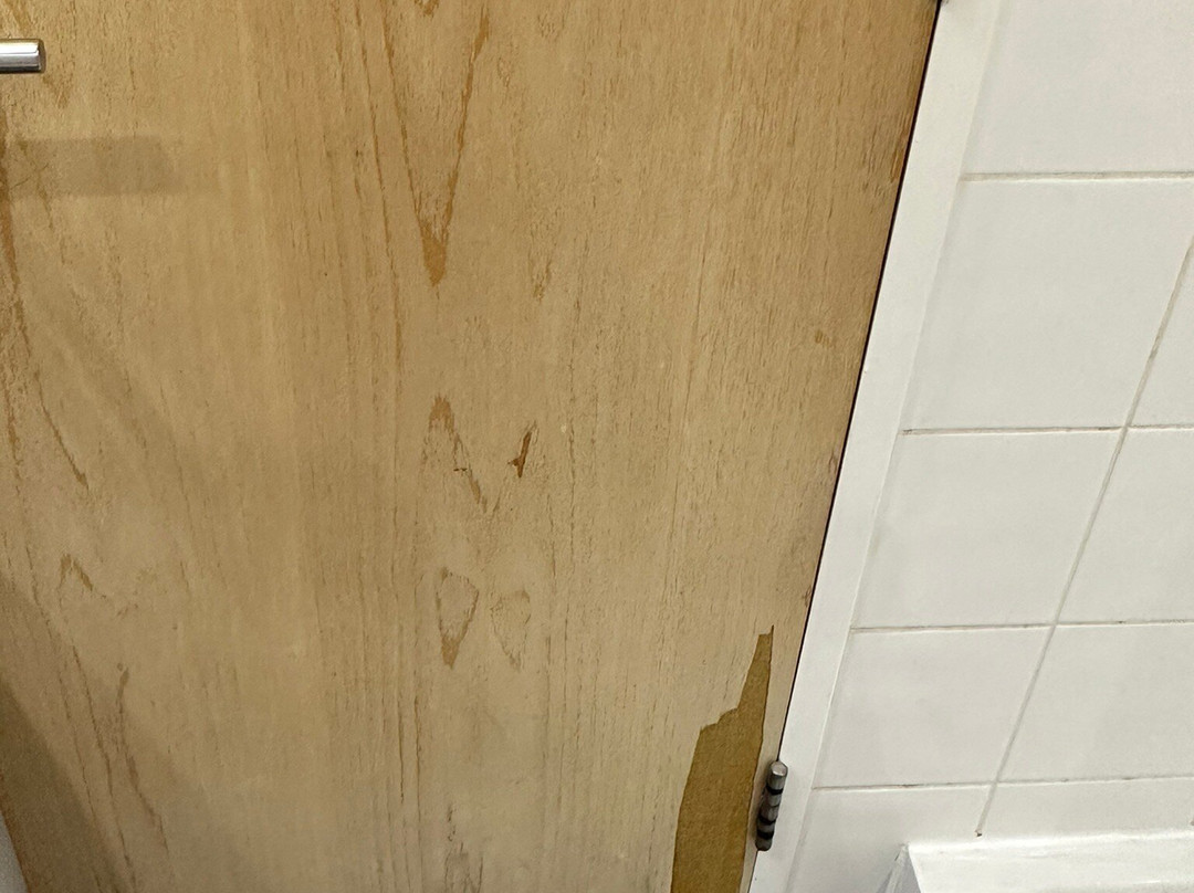 利兹韦克菲尔德华美达酒店主图