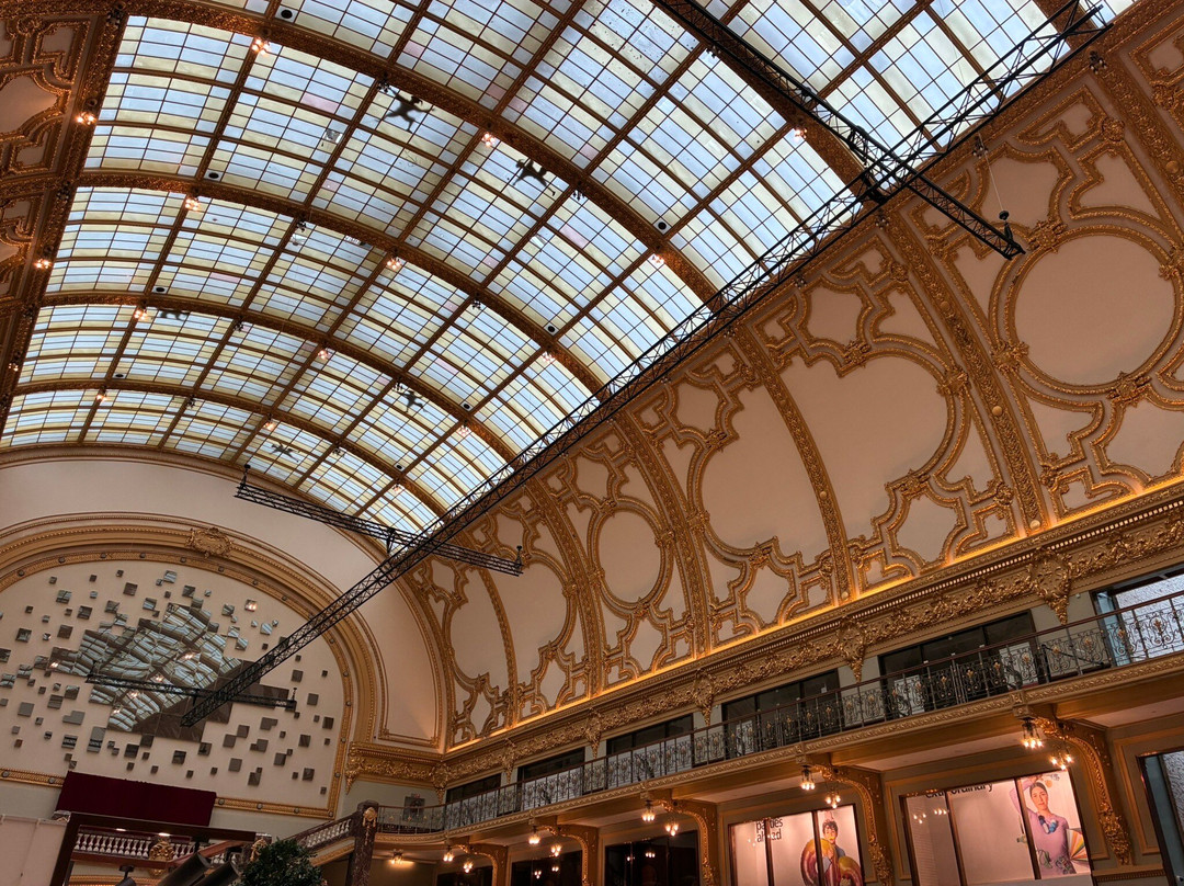 Shopping Stadsfeestzaal-安特卫普必去景点