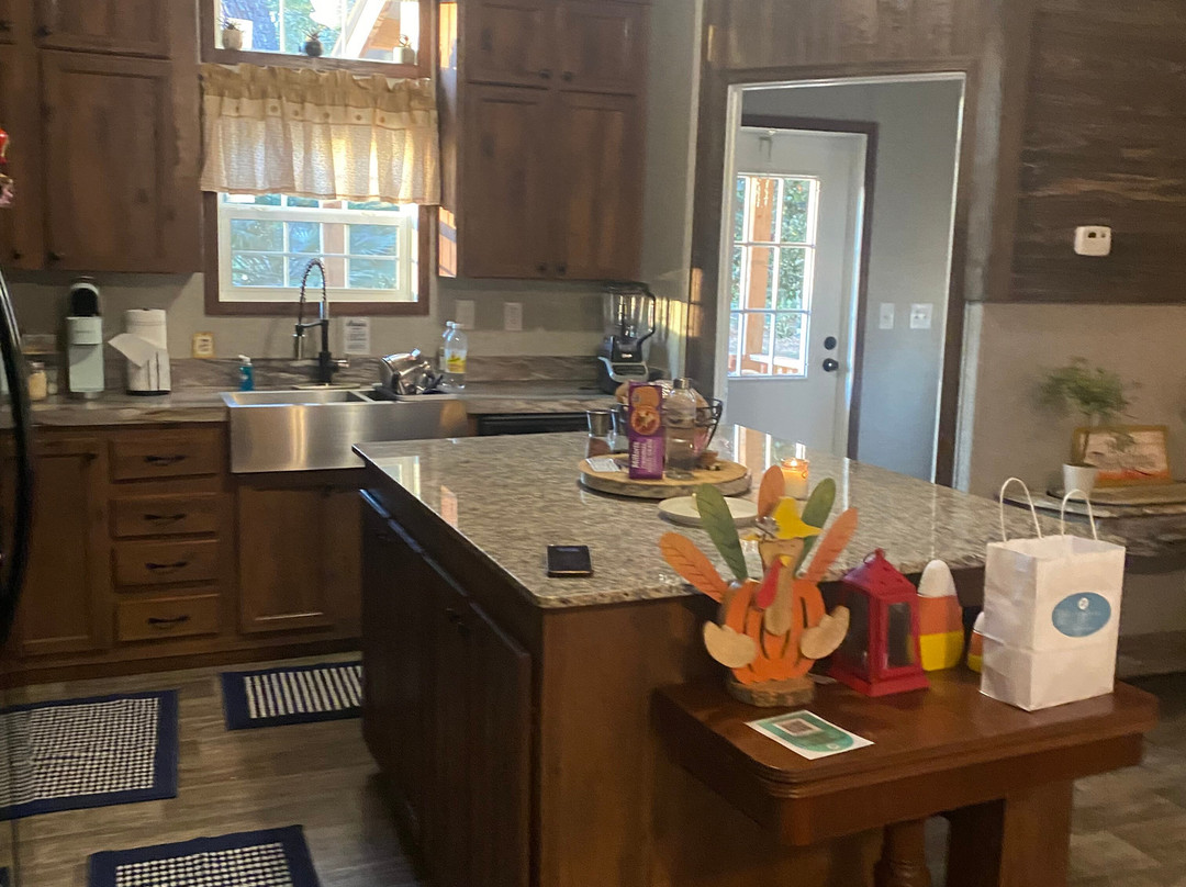 Rooterville Animal Sanctuary-Melrose必去景点