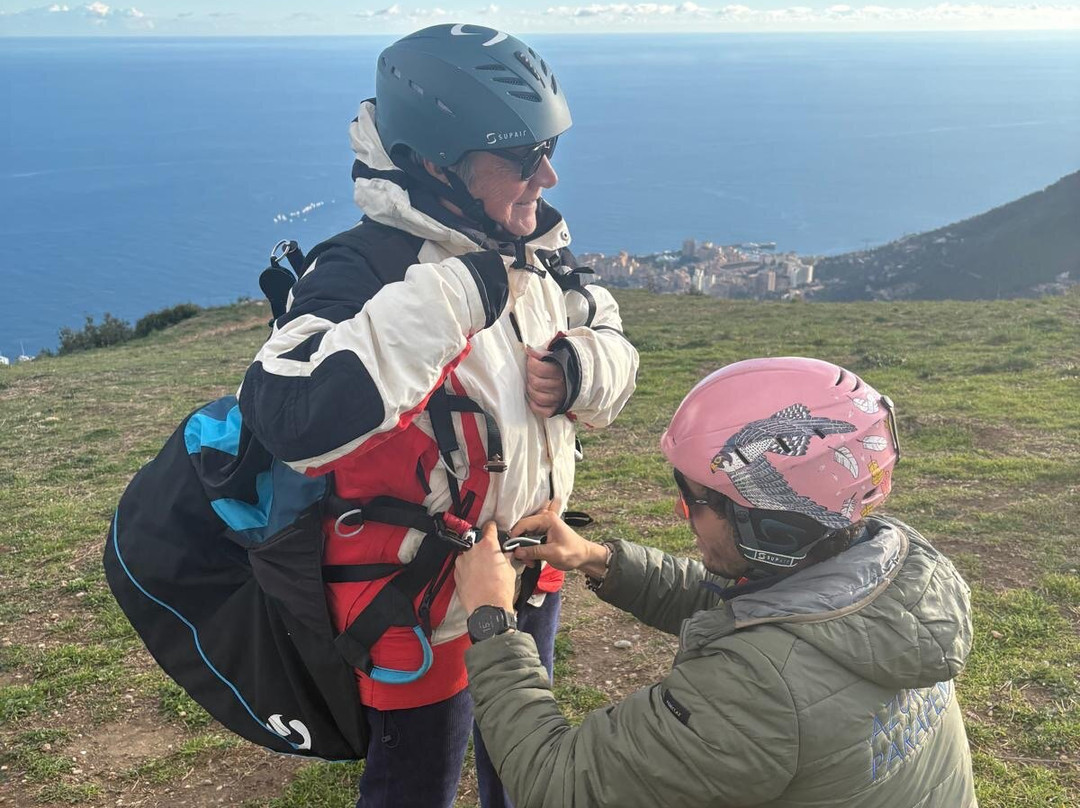 Azur Parapente-罗克布伦第马丁必去景点