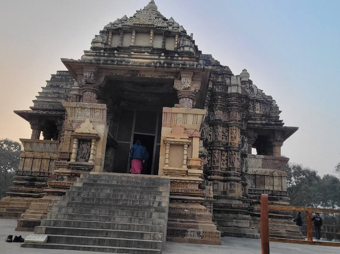 Devi Jagdamba Temple-卡修拉荷必去景点
